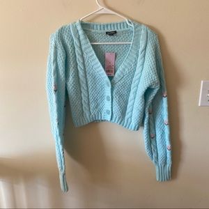 💥Bundle 3 for $25💥 NWT Wild Fable blue cropped  cardigan with pink flowers